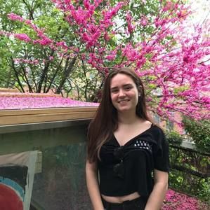 Meet your Posher, Valérie